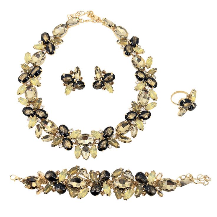 Collana Orecchini Bracciale E Anello Con Pietre Oro Giallo Opale E Nere - Set18