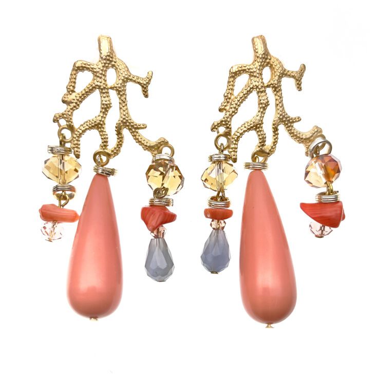 Orecchini Con Corallo Placcato Oro 14K E Pendenti In Resina - Mare29