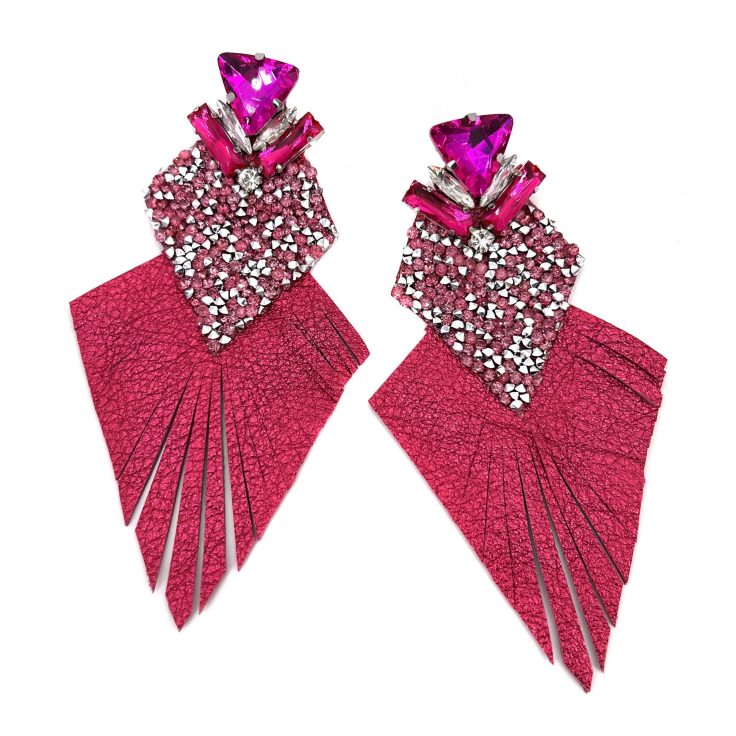 Orecchini Con Frangia In Pelle Fucsia E Micro Cristalli - F0189