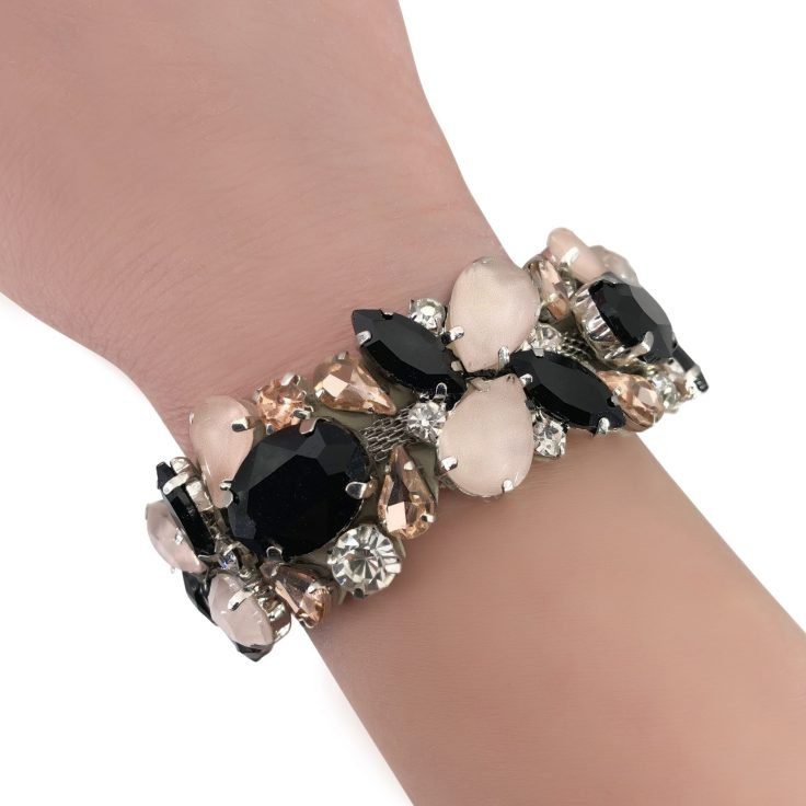 Bracciale Con Pietre Cipria E Nero - Brc143