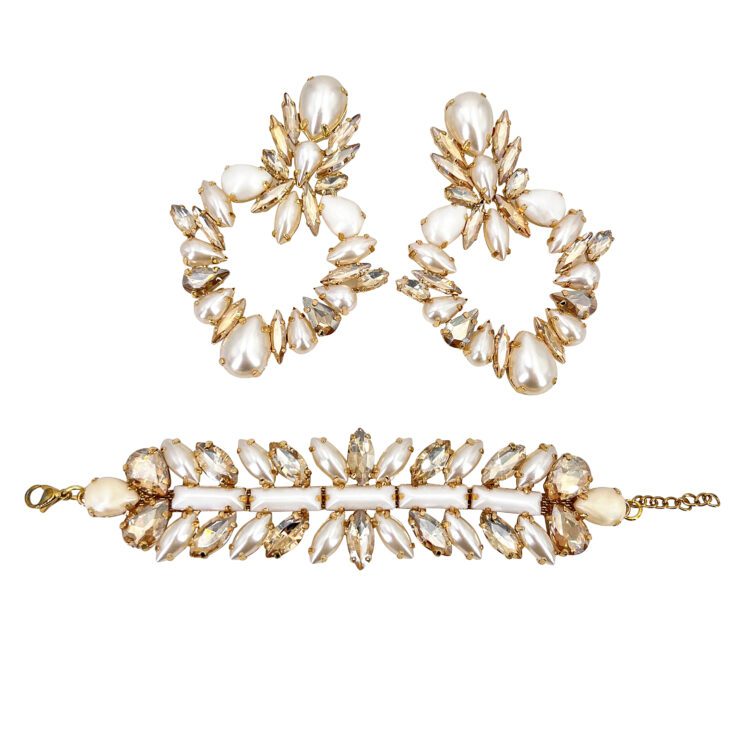 Orecchini E Bracciale Con Pietre Bianche Perlate E Oro  - Pr202